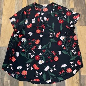 Torrid Size 0 Short Sleeve Floral Print Dress Shirt
